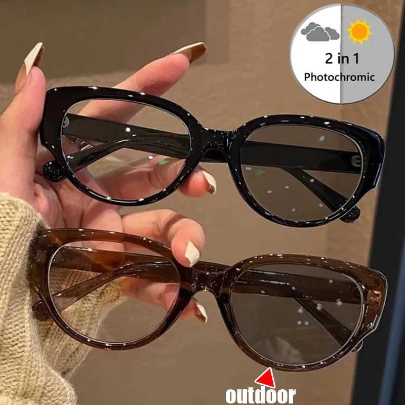 Luxury Cat Eye Photochromic Myopia Glasses Retro Oval Frame Color Change Minimal Diode Glasses Ultralight Myopia Glasses W240906