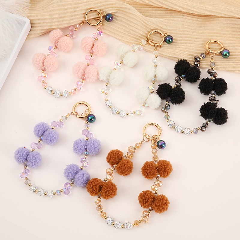 New crystal bead keychain pendant for autumn and winter plush mobile phone rope, anti lost bag chain hanging accessories