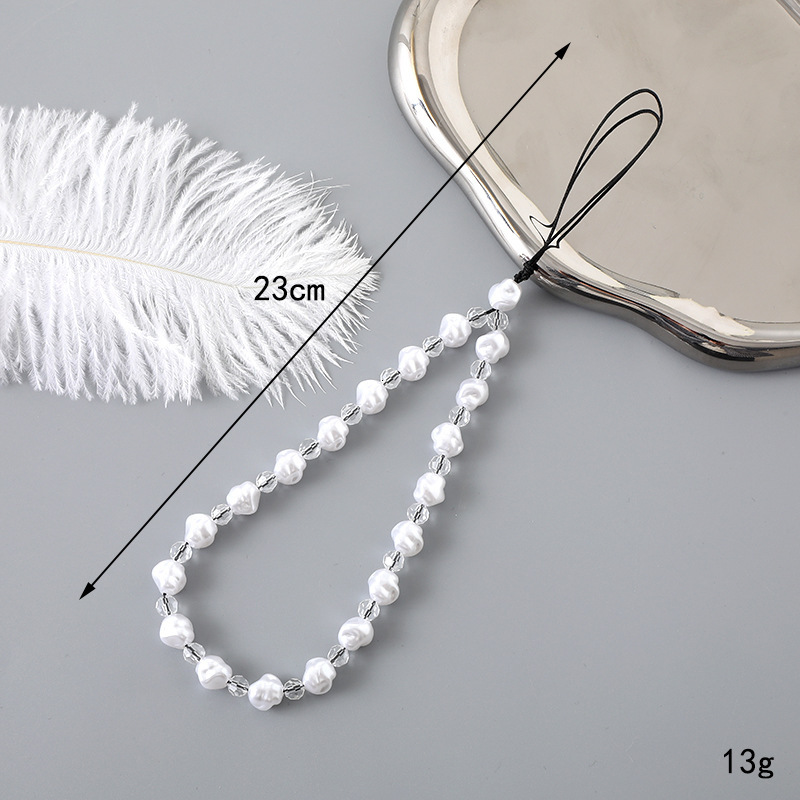 Yilian new trendy brand pearl short wrist strap phone case convenient fall and anti loss versatile chain