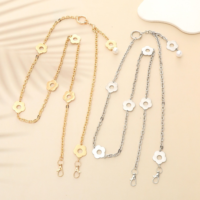 Plum blossom crossbody metal chain, flower shaped rope, mobile phone case decoration pendant, high-end backable hanging chain