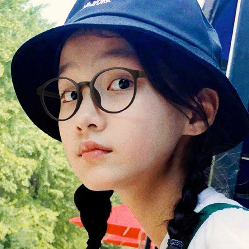 New circular frame anti blue light glass ordinary glass childrens radiation protection childrens computer telephone online course W240906