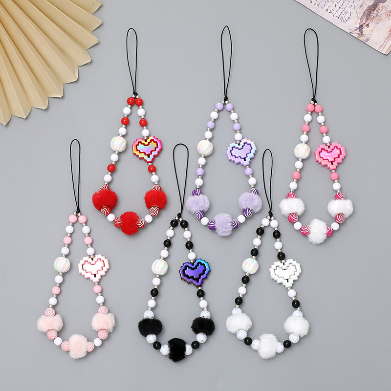Yilian new plush bead love chain case decoration short wrist strap phone hanging rope anti fall female