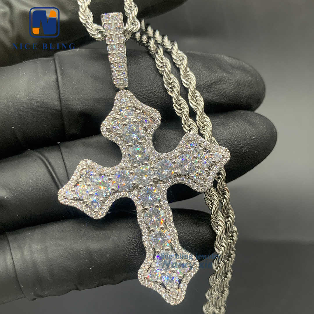 Men Hip Hop Jewelry Personalized Custom VVS Moissanite Pendant Iced Out 925 Sterling Silver Rapper cross Pendant Cross pendant