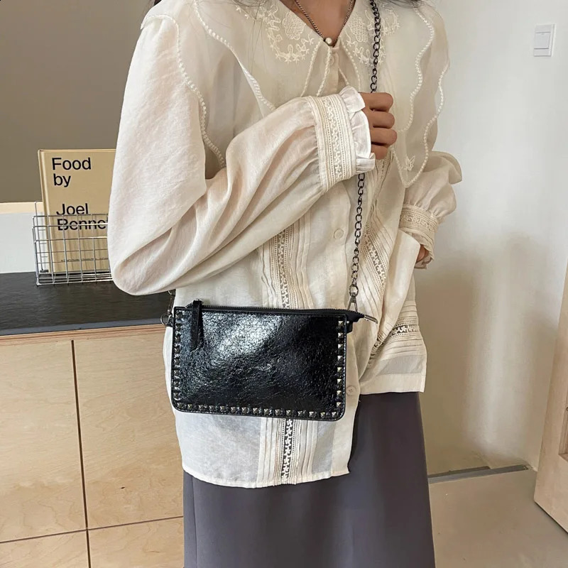 Chain Crossbody Bags For Women Fashion Mobile Phone Purse Travel Vacation Shoulder Messenger Bag Sac A Main Female 240906