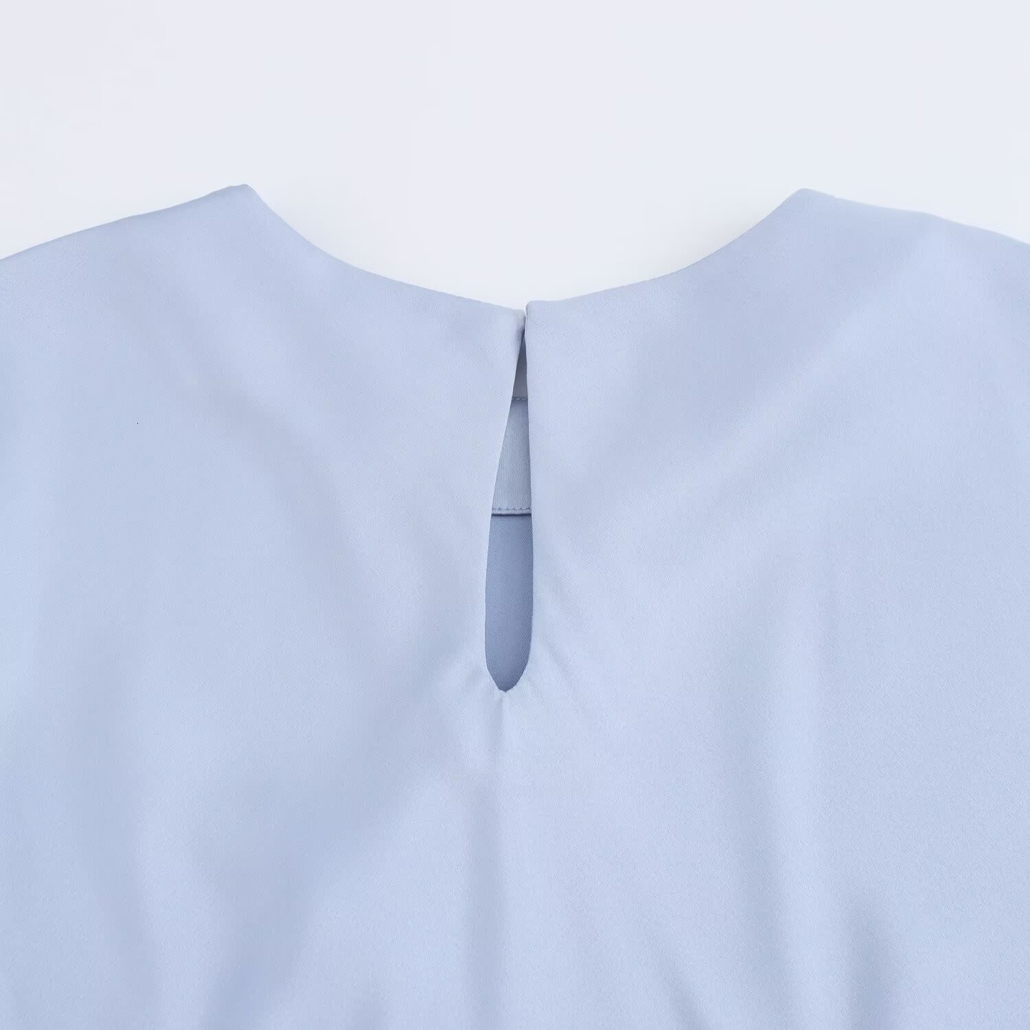 Short Sleeved Texture and Temperament Dress New Product for Womens Wear Midi Silk Satin Autumn Knot Decoration