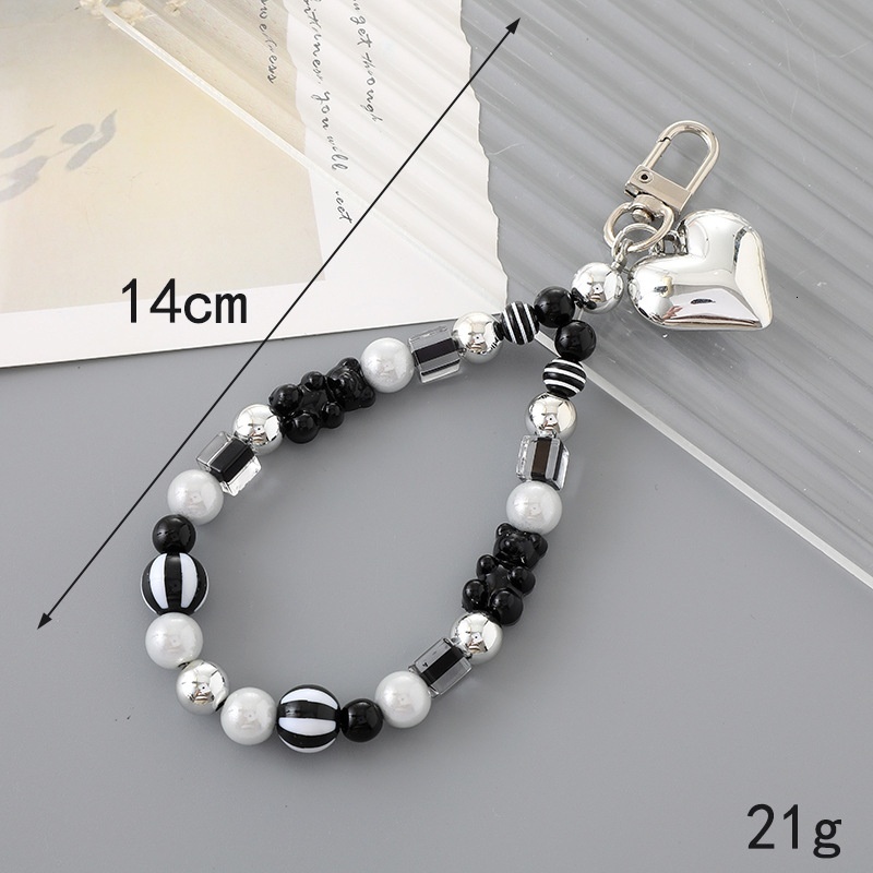 Creative New Pearl Heart Pendant Black and White Beaded Bear Chain Rope Phone Case Keychain Hanging Accessories