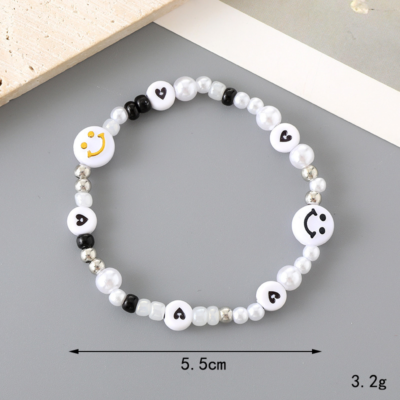 Creative new acrylic bead wer bracelet with sweet girlish style and colorful tulip handmade chain for women