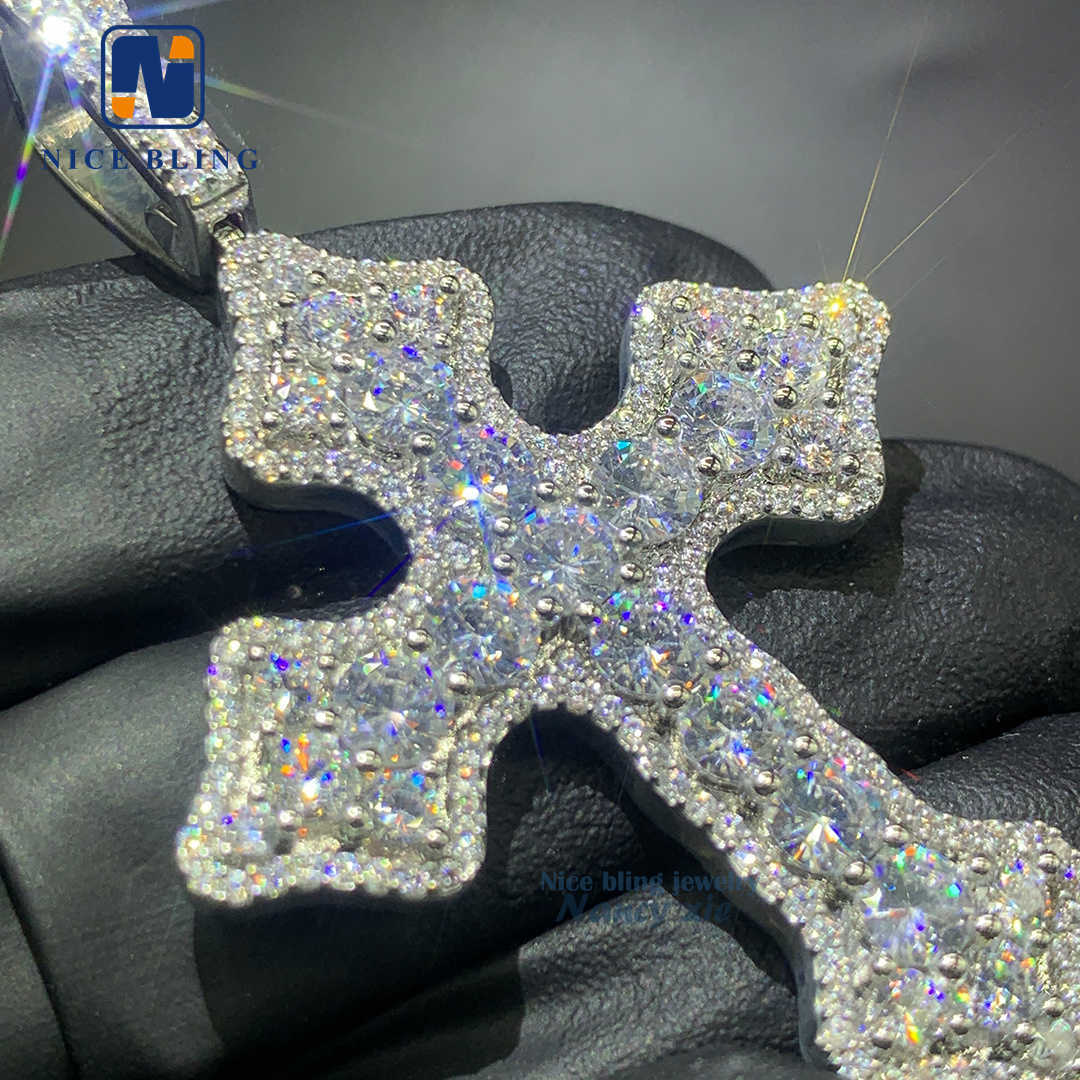 Men Hip Hop Jewelry Personalized Custom VVS Moissanite Pendant Iced Out 925 Sterling Silver Rapper cross Pendant Cross pendant