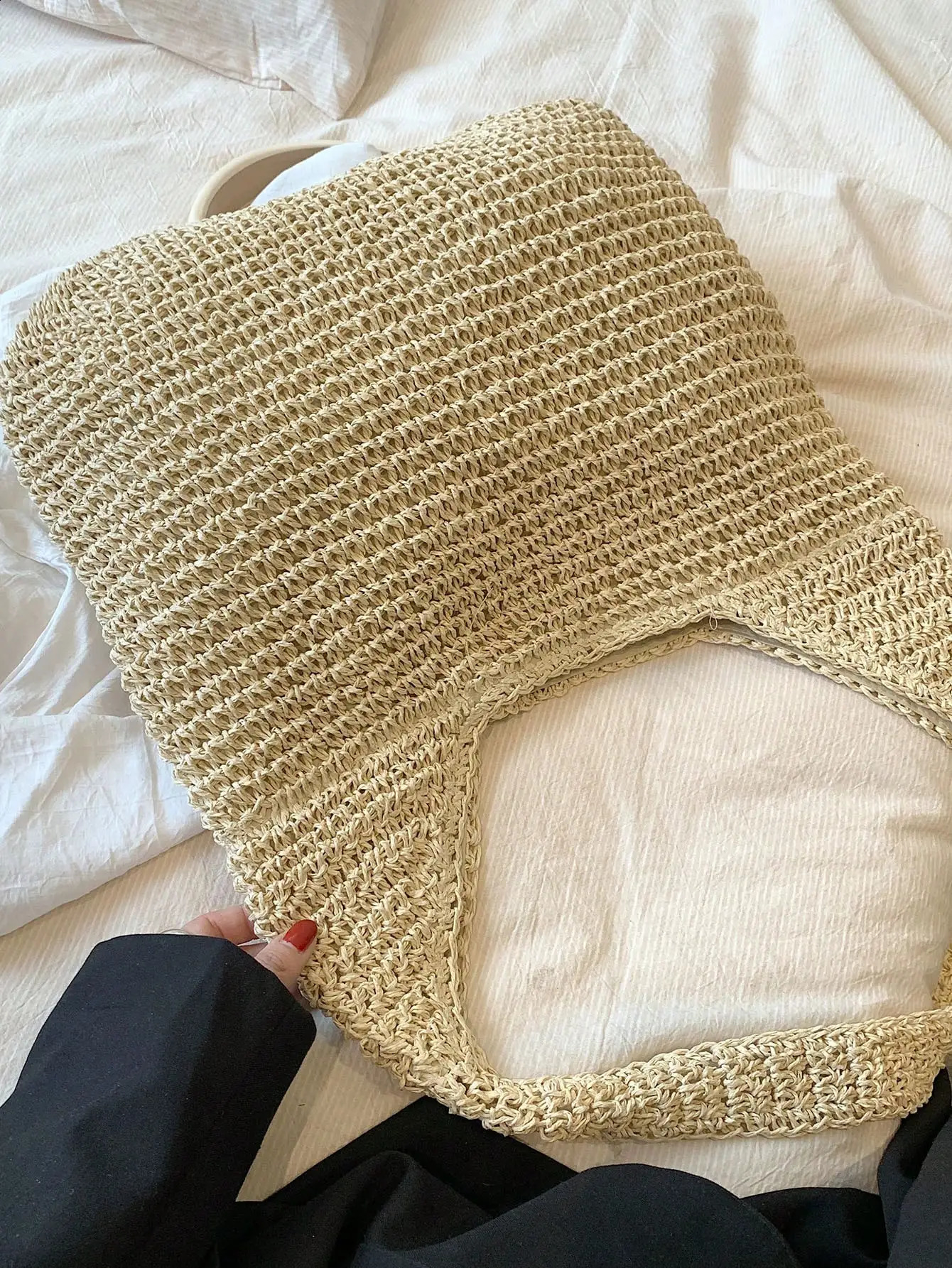 Summer Beach Resort Fashion StrawWoven Ladies LargeCapacity Shoulder Bag WIth HandWoven 241203