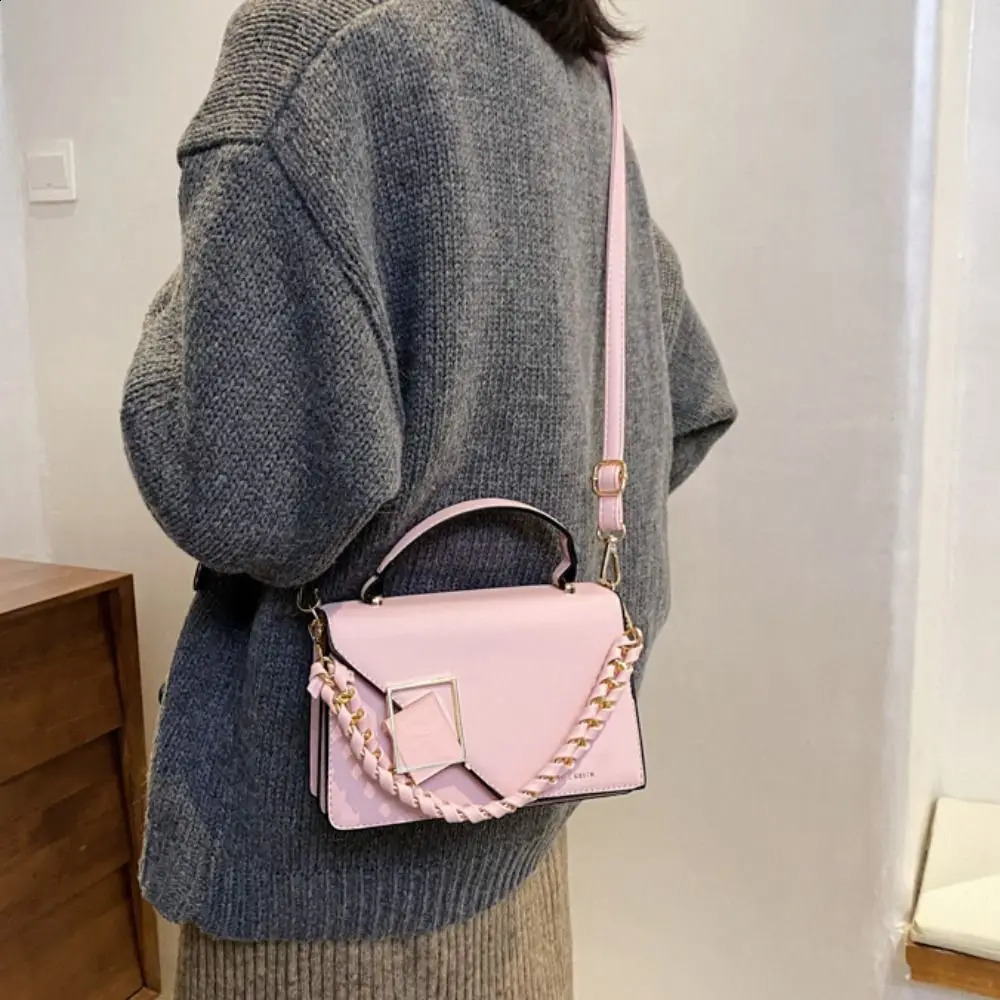 Fashion Square Womens Shoulder Bag Solid Color PU Leather Texture Cross Body Bag Winter Chain Handbag 240904
