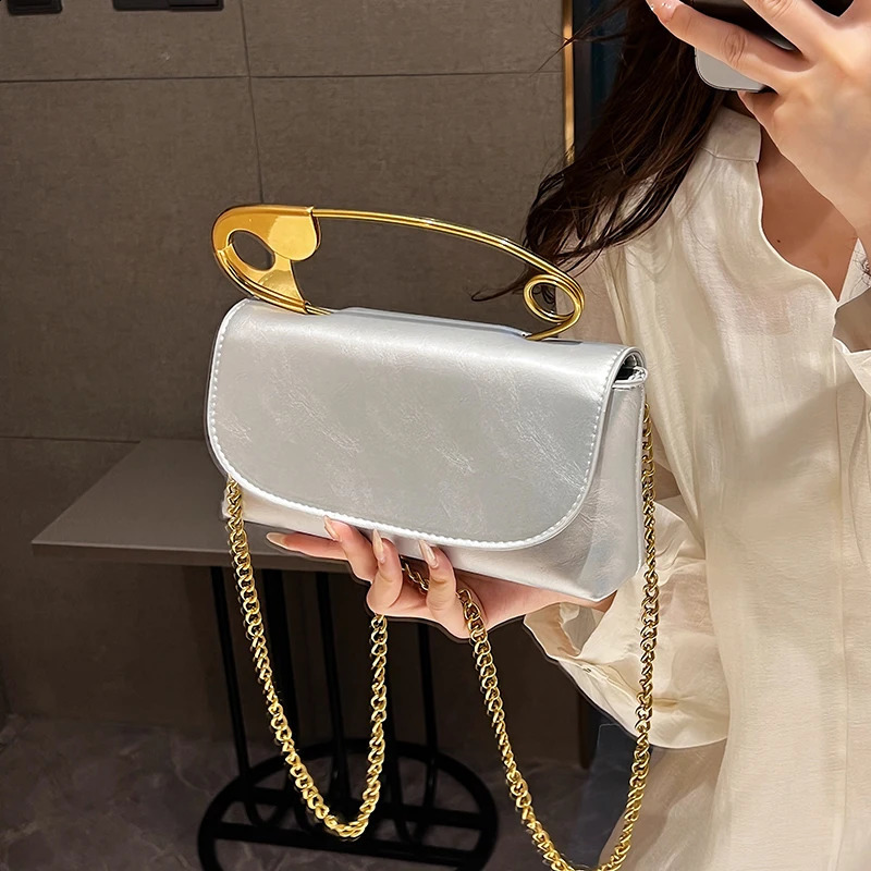 Woman Shoulder Bags Personality Pin Handbag High Quality PU Messenger Bag Fashion Chain Crossbody Female Dinner 240906