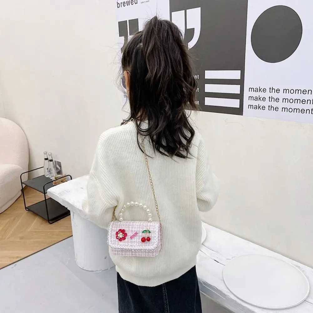 Cute flower pearl handbag childrens shoulder bag butterfly bow childrens square cross shaped bag W240906