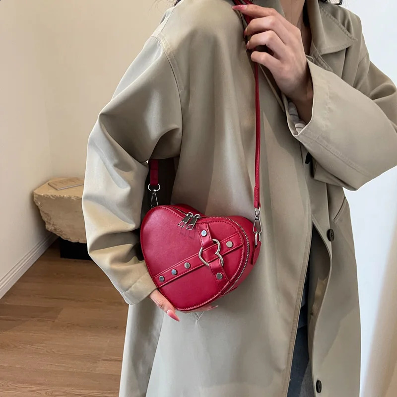 Y2K Womens Crossbody Bags For Women Punk Leather Shoulder Female Rivet Purses Fashion Handbags 240906