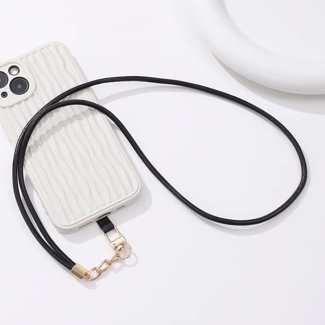 Yilian new long mobile rope simple style hanging neck leather phone chain with card gift