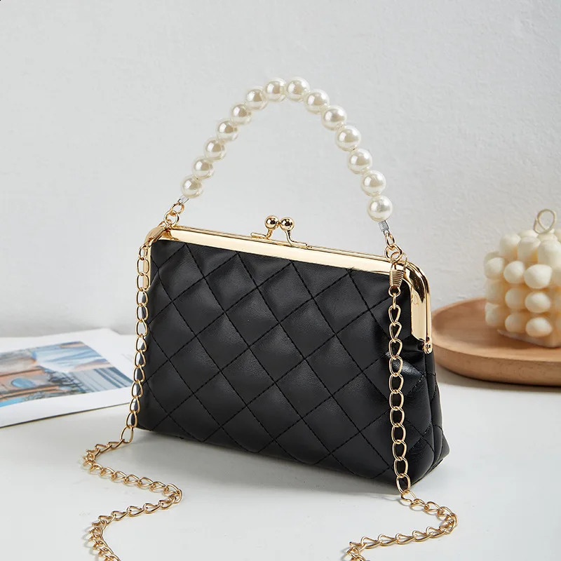 Fashion Edition Lingge Embroidered Chain with Ten Font Phone Bag Pearl Handheld Womens Bag 240904