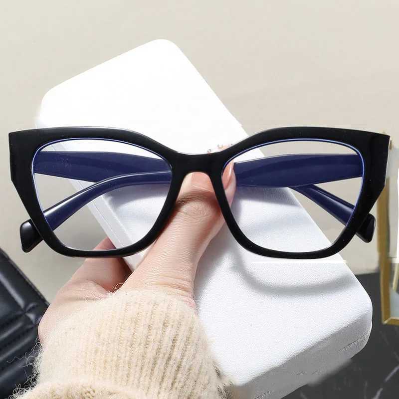 Printed fancy reading glasses for elderly people with polygonal colored frames in Europe and the United States mens and womens new+1.0 W240906