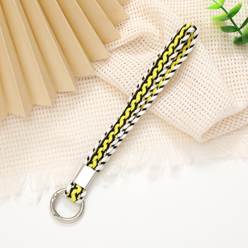 Yilian's new Xiaoxiangfeng series keychain pendant, phone case hanging rope, loss and anti fall short wrist strap gift