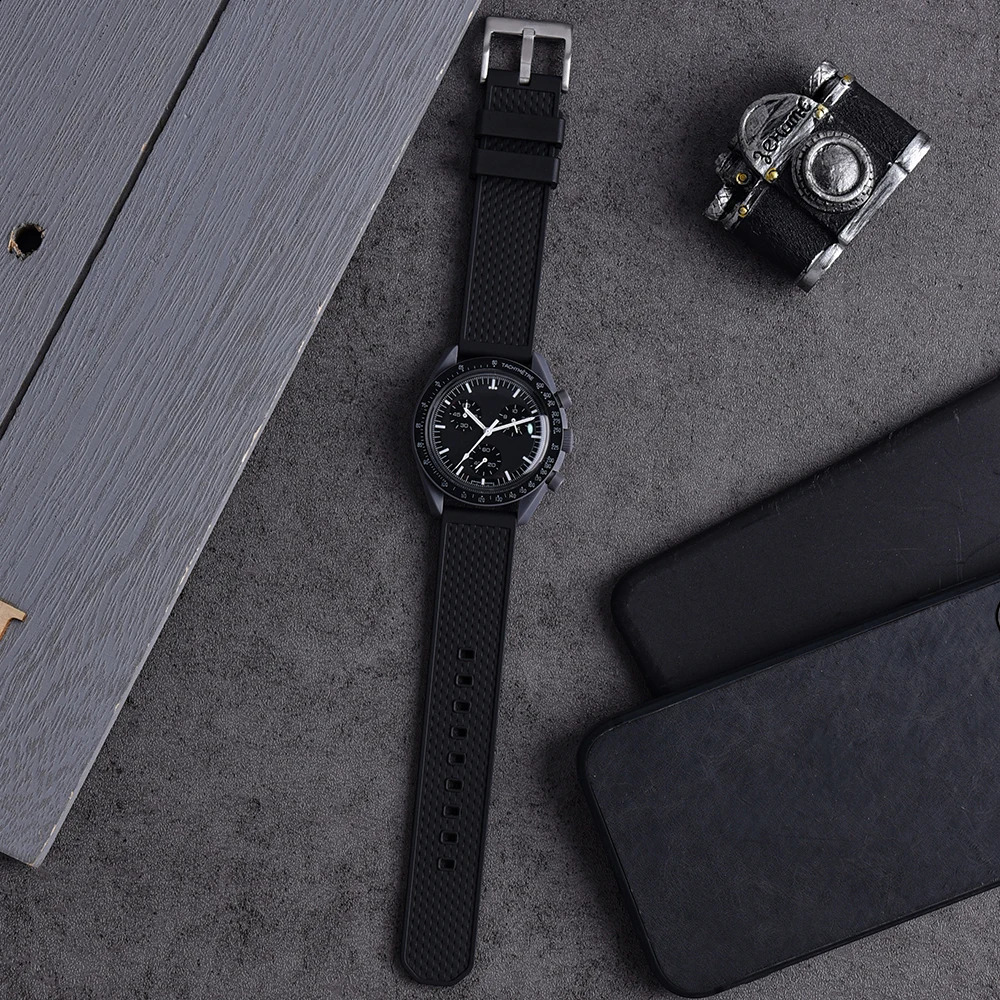 Premium Smart Rubber Watch Band 18mm 20mm 22mm FPM/FKM Watch Strap Fluoro Rubber Watchbands Quick Release For Each Watches 240906