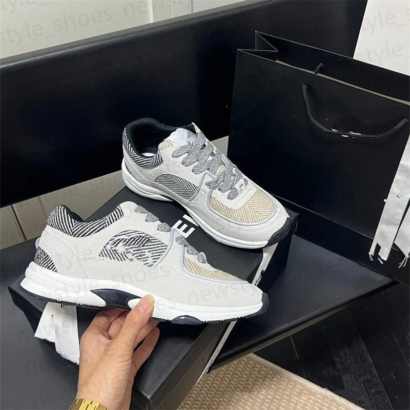 2025 Designer Luxury Womens shoes Casual Outdoor Sneakers Vintage Suede Leather Womens and Men Trainers Fashion derma Casual Shoes tT7