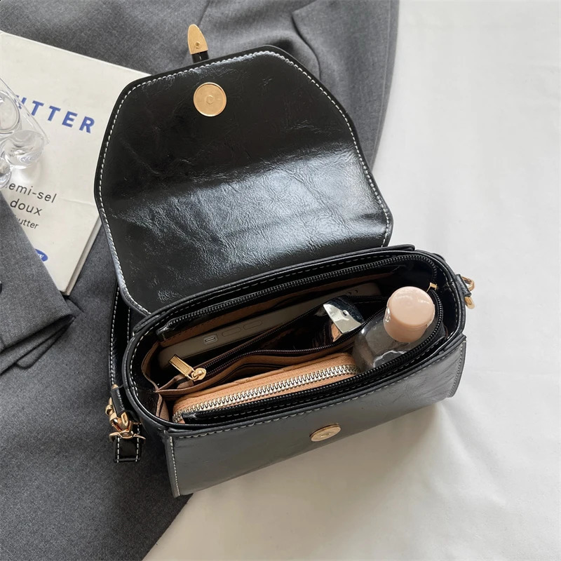 high-quality denim womens handbag fashionable and casual womens shoulder bag er girl diagonal shoulder bag Sac 240904