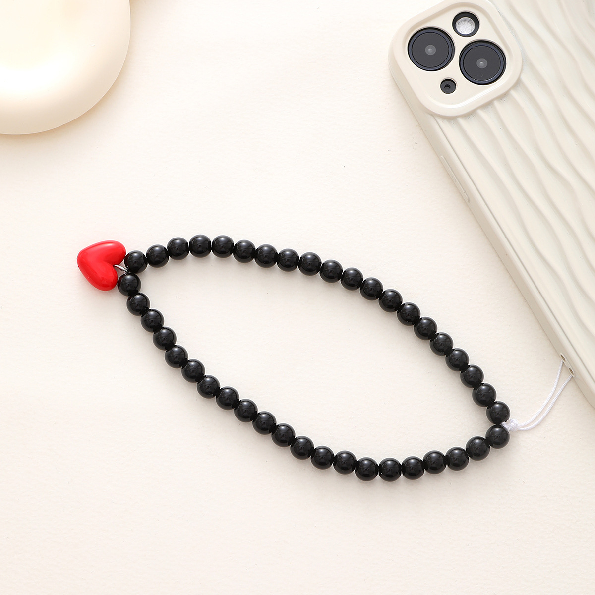 Yilian Jewelry New Love Chain Short String Five pointed Star Knot Phone Anti fall Hand Rope Hanging Ornament Pendant for Women