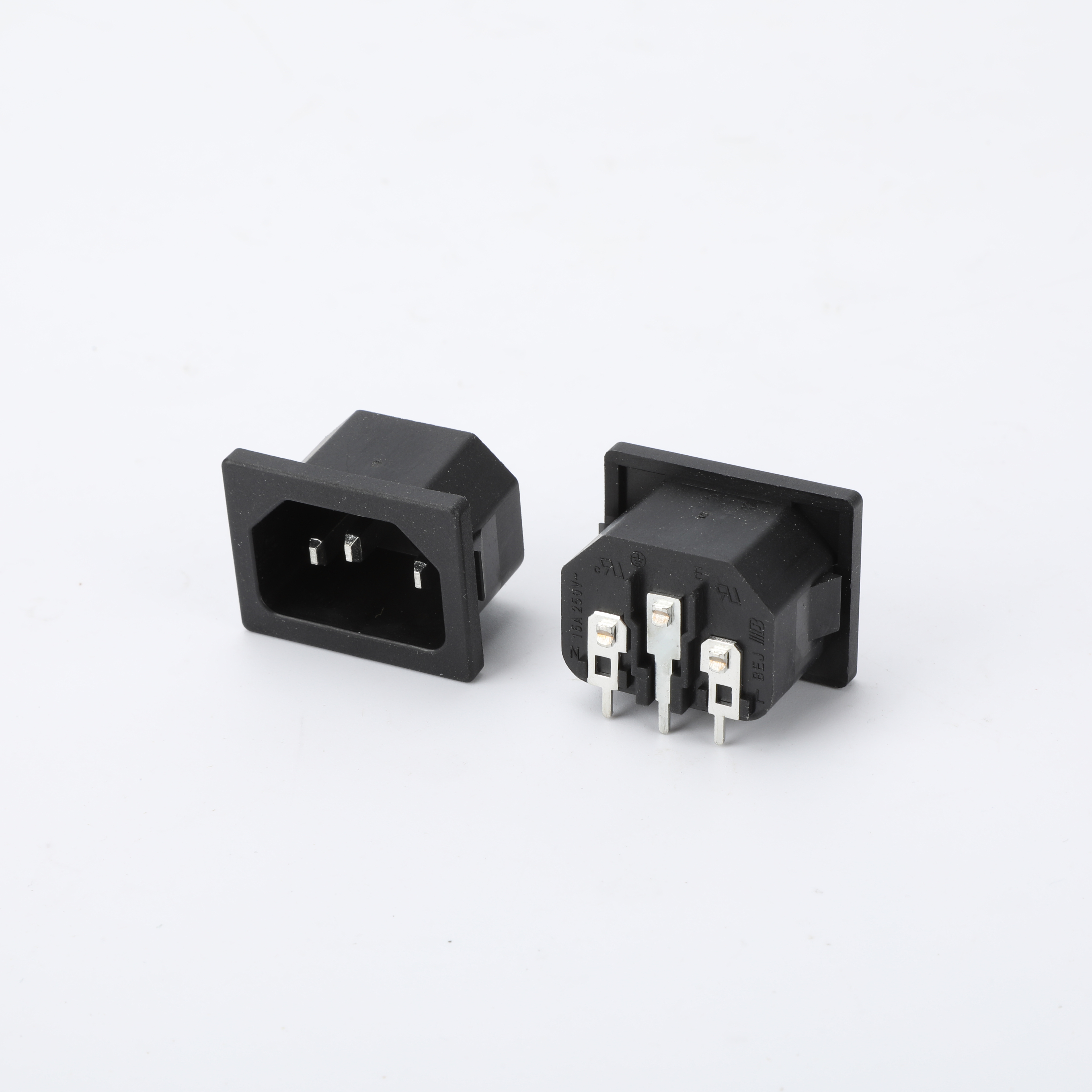 Electrical connector Industrial power Socket panel mounted inlet socket
