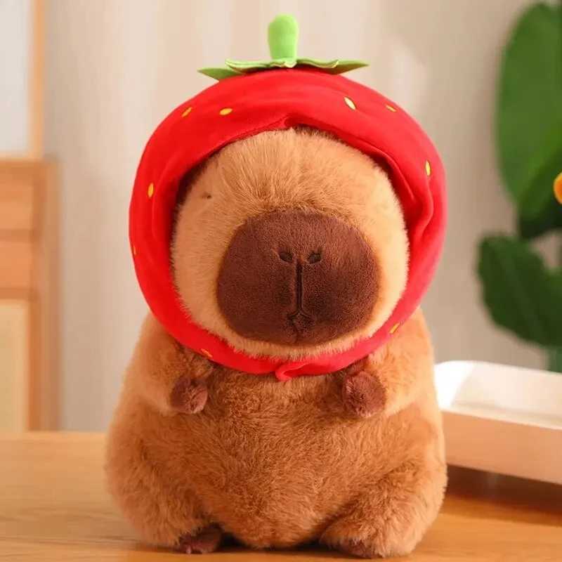 23cm Cute Strawberry Hat Capybara Kawaii Plush Doll Simulation Stuffed Animals Anime Fluffty Toy Soft Capybara Plush Toy Y240907