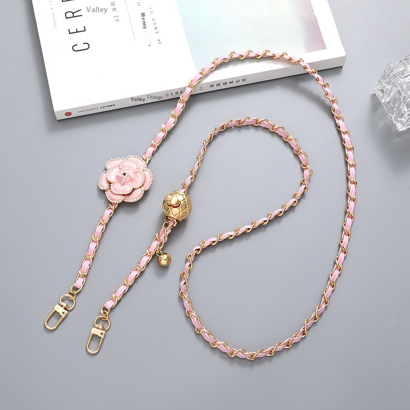 Yilian's new Xiaoxiangfeng Mountain Camellia crossbody with adjustable bag, leather hanging chain, hand woven replacement chain