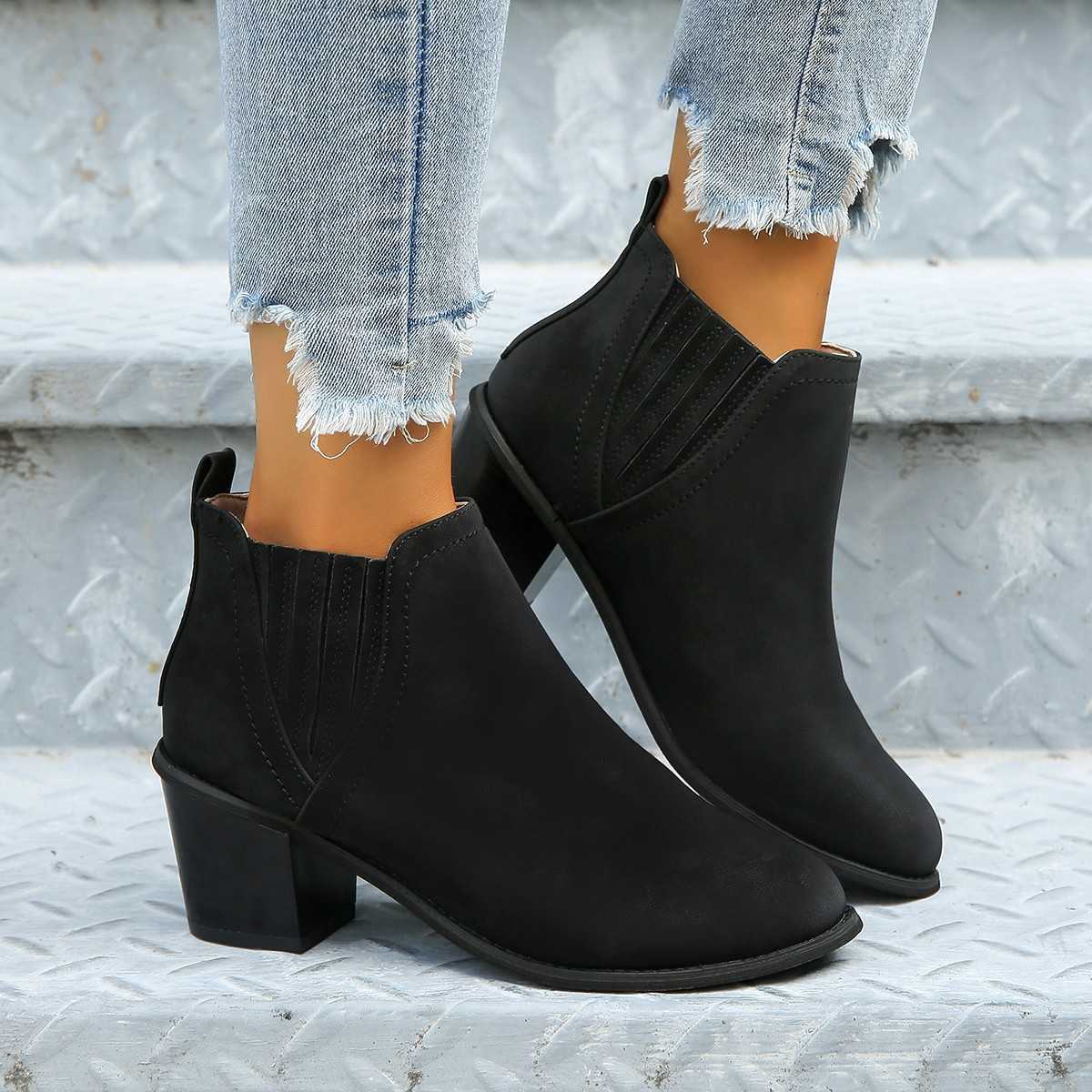 Large Pointed Thick Heel Martin Boots For Women One Step Fashion Boots Low Heel Short Boots 240826