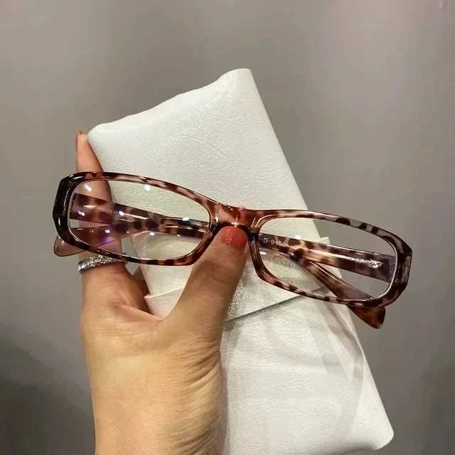 2024 Kroean Harajuku Square Eyeframe Womens Fashion Plain Anti Blue Glasses Role Playing Decorative Glasses y2k Retro Glasses W240906