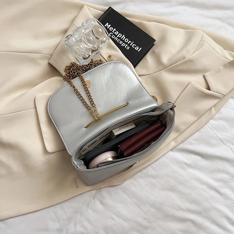 Woman Shoulder Bags Personality Pin Handbag High Quality PU Messenger Bag Fashion Chain Crossbody Female Dinner 240906