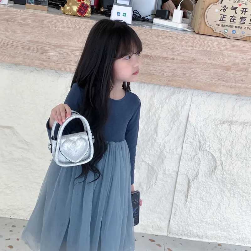 Fashion sequined shoulder bags new baby cross body bags and sweet pressed shell peach heart childrens bags suitable for boys and girls W240906