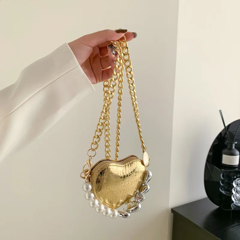 Fashion Mini Love Pearl Handbag Chain Lipstick Envelope Single Shoulder Diagonal Shoulder Bag Women 240904