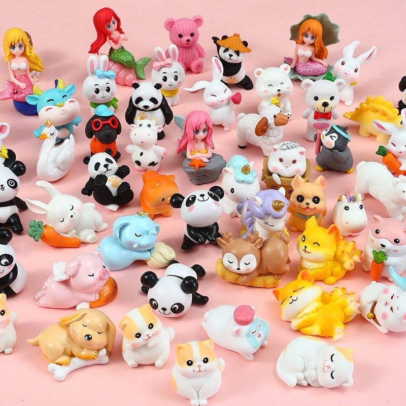 Cartoon Character Mini Penguin & Baby House Combo Blind Bag - Unique Small Scale Garden Decoration for Boys and Girls