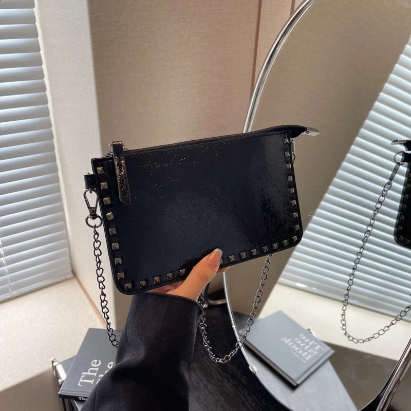 Chain Crossbody Bags For Women Fashion Mobile Phone Purse Travel Vacation Shoulder Messenger Bag Sac A Main Female 240906