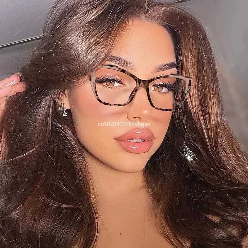 Womens Optical Glasses Frame Anti Blue Light Blocking Glasses Brand Designer Womens Fashion Glasses W240906