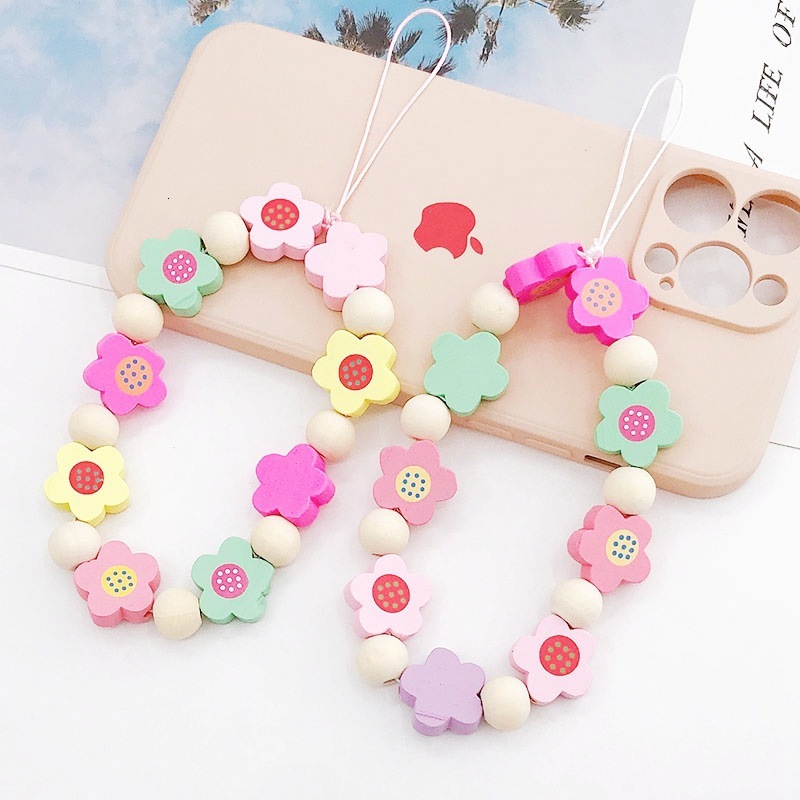 Yilian New Chain DIY Jewelry Accessories Wooden Small Flower Bead Phone Case Pendant