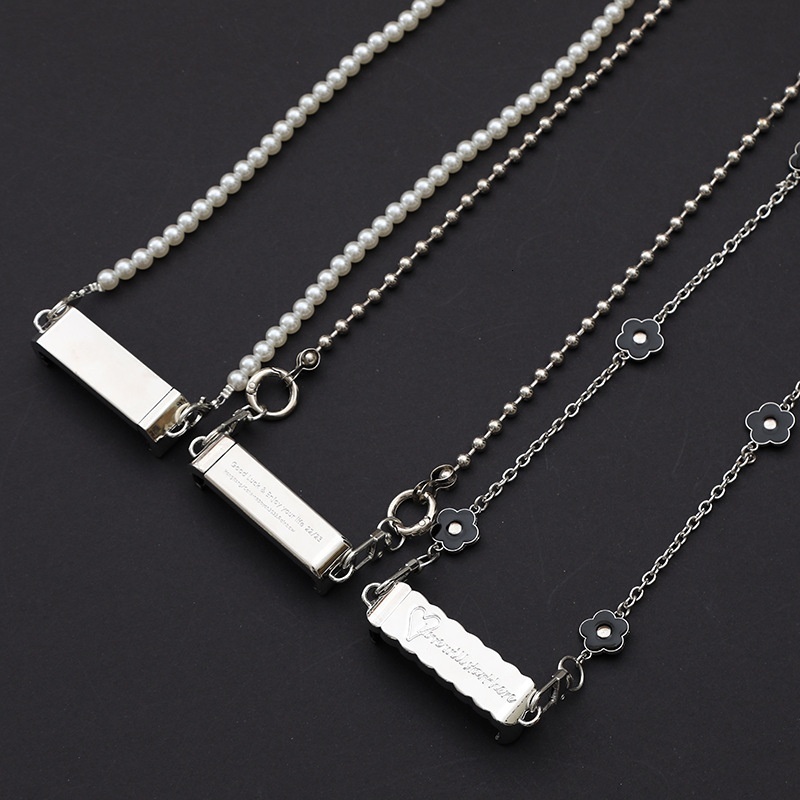 Metal clip with crossbody rope, backable high-end chain, phone case, neck hanging chain for men and women