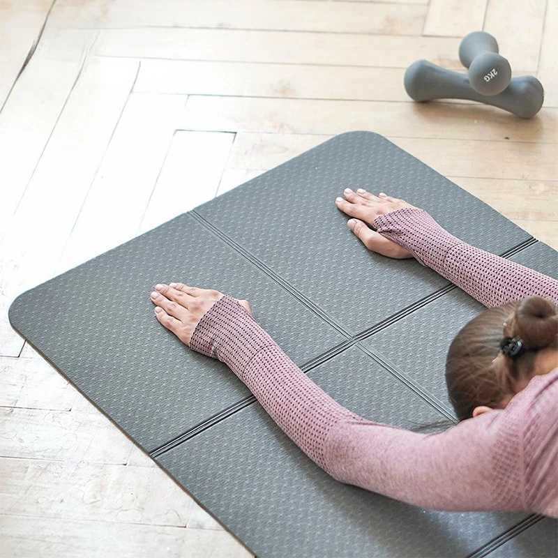 Folding yoga mat environmentally friendly TPE folding travel fitness exercise mat double-sided anti slip yoga Pilates and floor exercise W240906