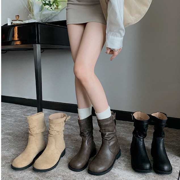 Korean Round Head Martin Boots Folded Coarse Heel Thick Bottom Fashion Boots Stacked Low Short Boots Female Autumn 240826