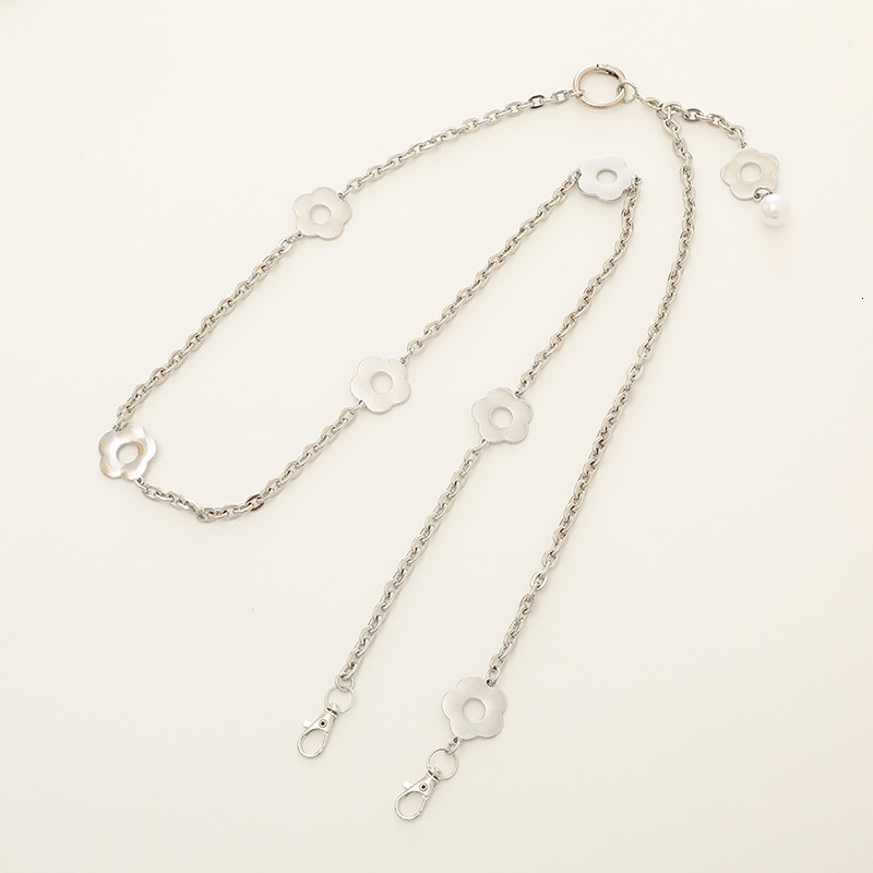 Plum blossom crossbody metal chain, flower shaped rope, mobile phone case decoration pendant, high-end backable hanging chain
