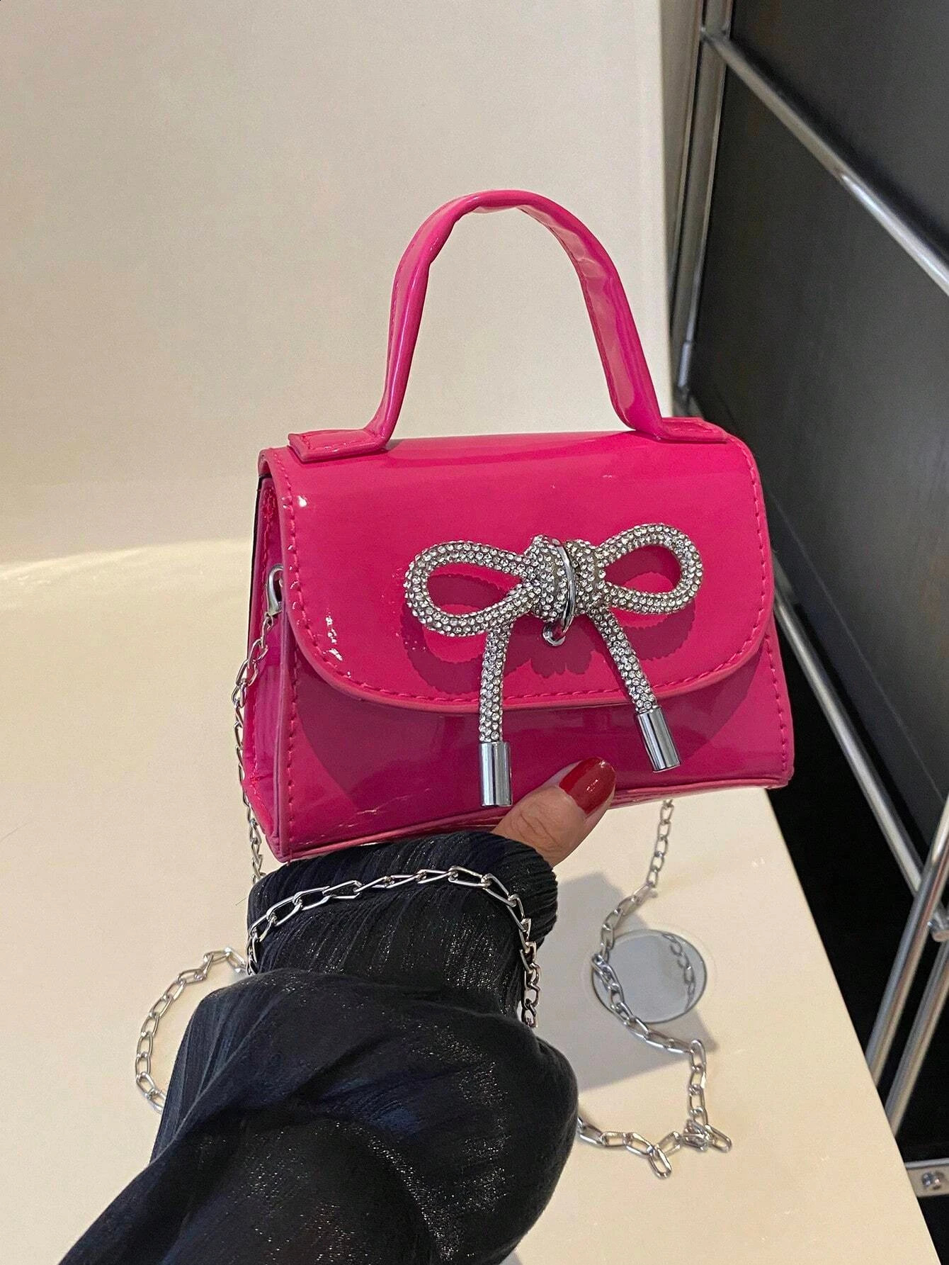 Mirror Pu Mini Handbag With Bow Decoration Fashionable Shiny Butterfly Decorated Mini Handbag Crossbody Bag For Women Girls 240907