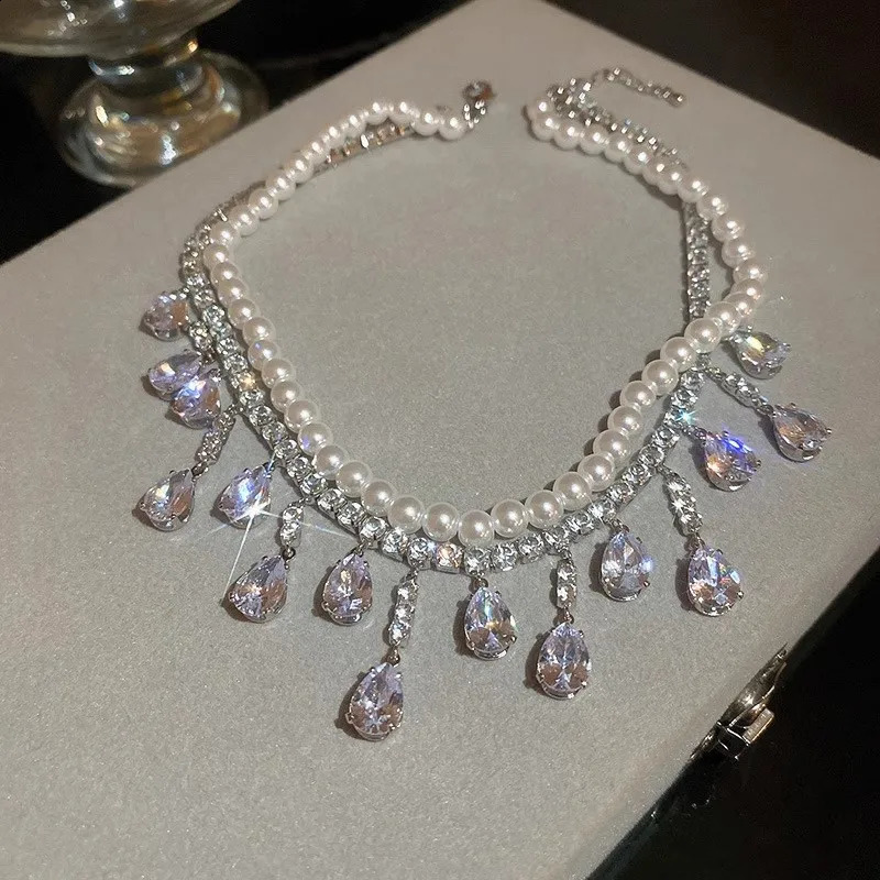 Multi layer simulated pearl chain necklace used for parties weddings women luxurious charm simulated crystal zircon necklace 240906