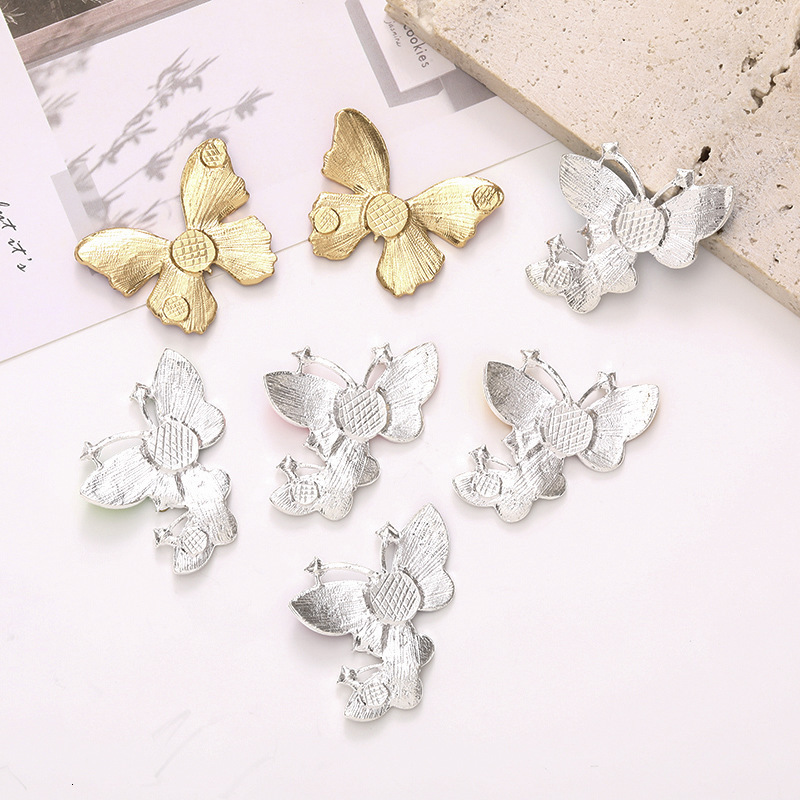 Creative new inlaid butterfly phone case beauty sticker diamond material light zinc alloy DIY jewelry accessories