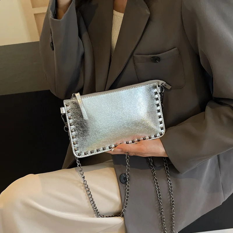 Chain Crossbody Bags For Women Fashion Mobile Phone Purse Travel Vacation Shoulder Messenger Bag Sac A Main Female 240906
