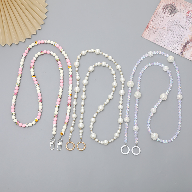 Yi Lian's new dual color patterned bead crossbody celebrity bag, decoration, phone case, hanging chain, anti drop chain accessory
