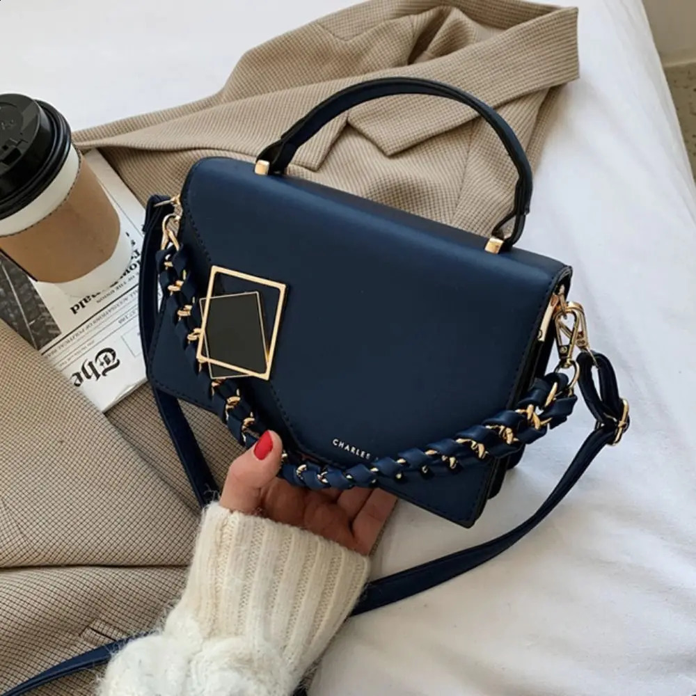Fashion Square Womens Shoulder Bag Solid Color PU Leather Texture Cross Body Bag Winter Chain Handbag 240904
