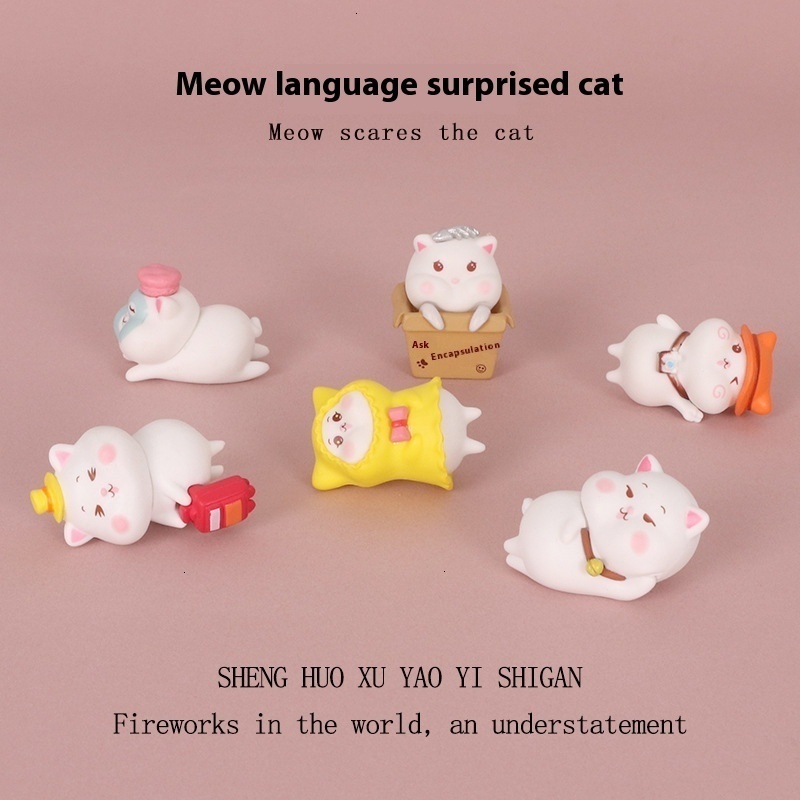 Charming Little Kitten Statue Novelty Cartoon Kitty for Personalized Room Accessories