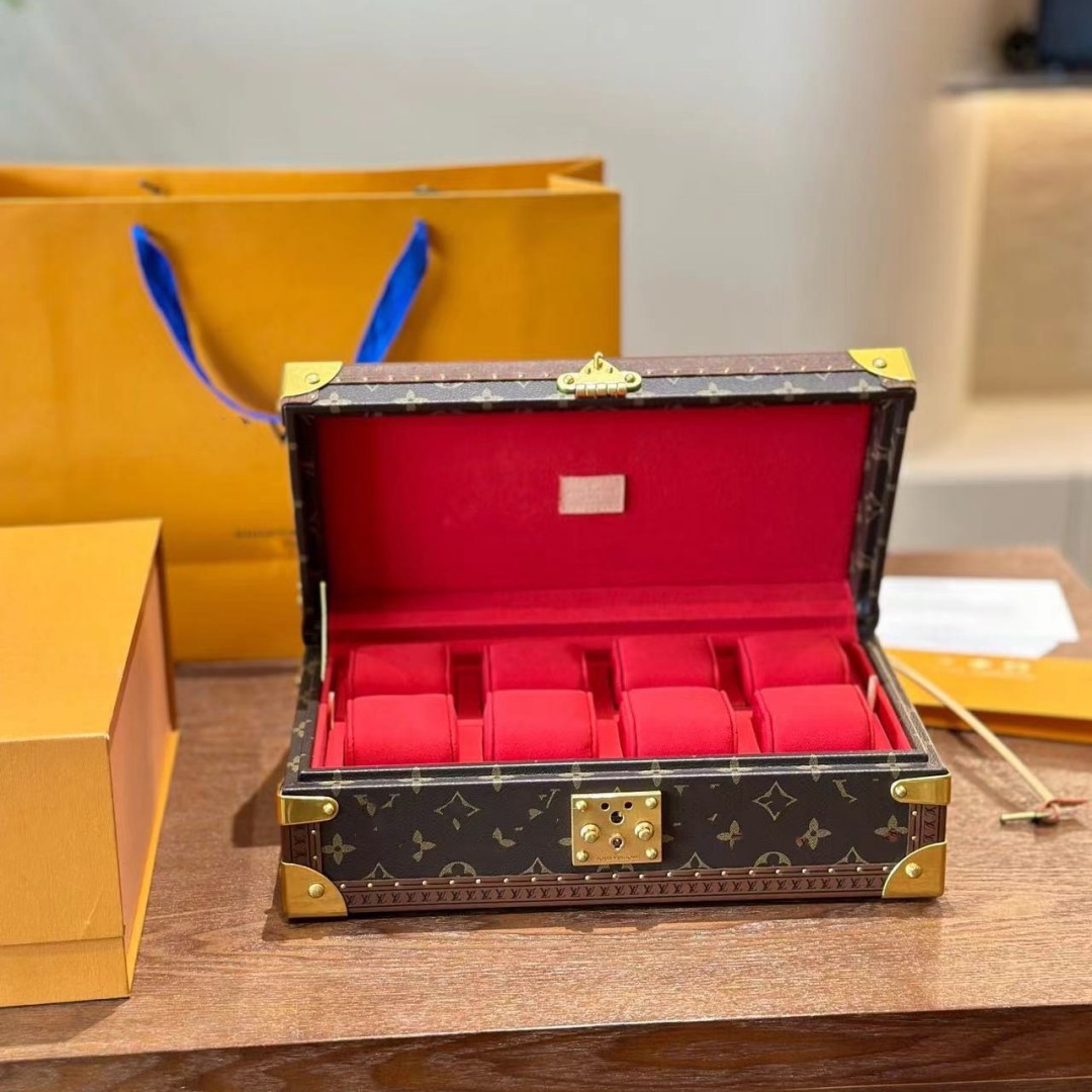 Cosmetic case Jewelry Box Coffret Polyvalent Designer Bags Volt Leather Watch Box 8 Mens Watch Organizer Jewelry storage boxes fashion womens Rings Tray CASES