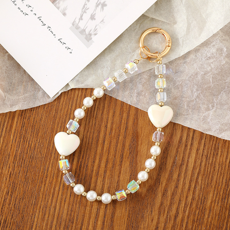 Creative new crystal bead pendant plated with colorful heart lanyard, fashionable and versatile phone case keychain decoration